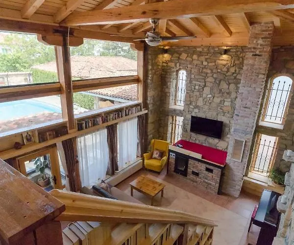 Epochs Since 1871 4* Lyaskovets